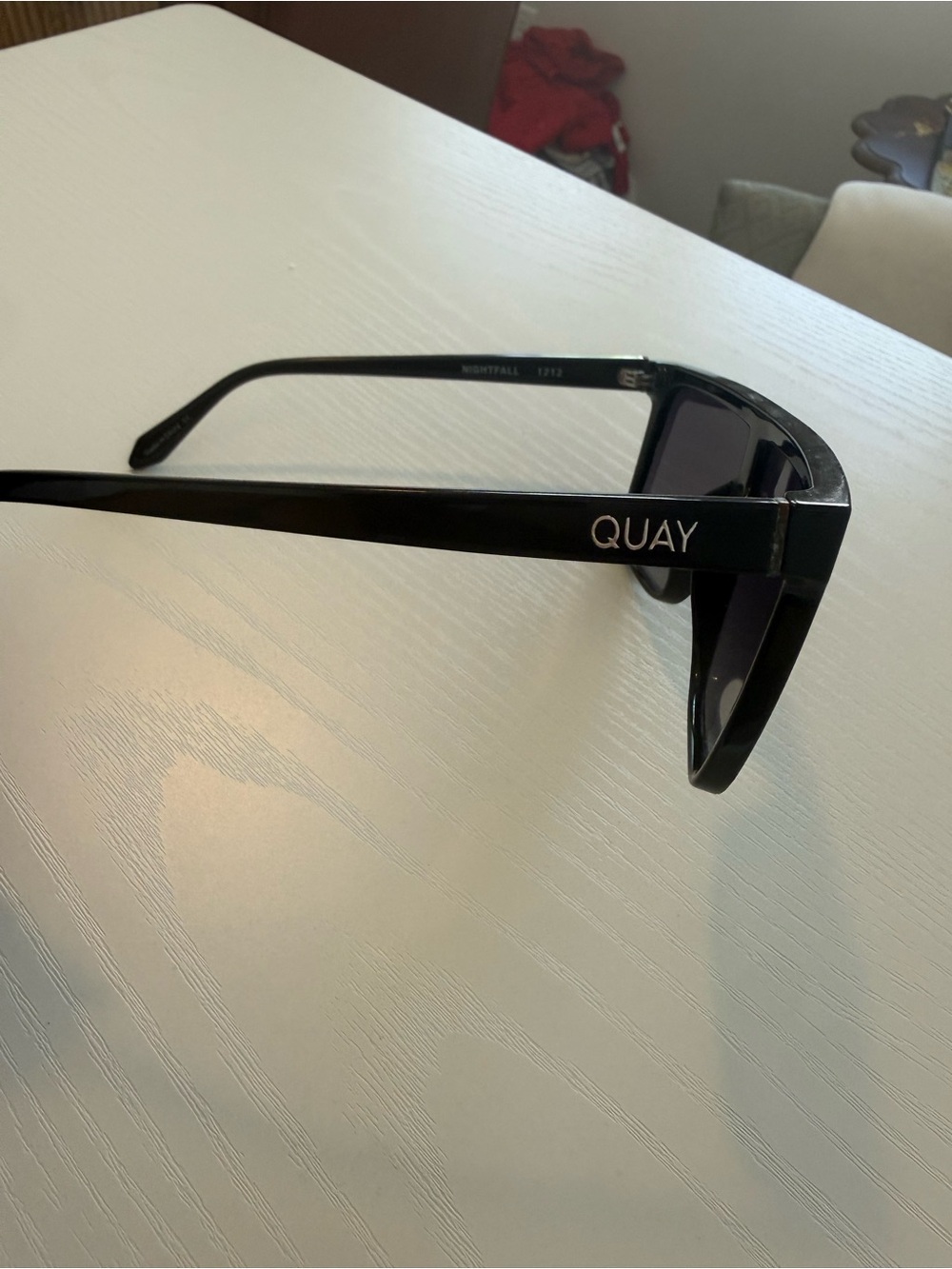 Quay Australia Black Nightfall Shield Flat Top Sunglasses with Gradient Lenses - Picture 5 of 6